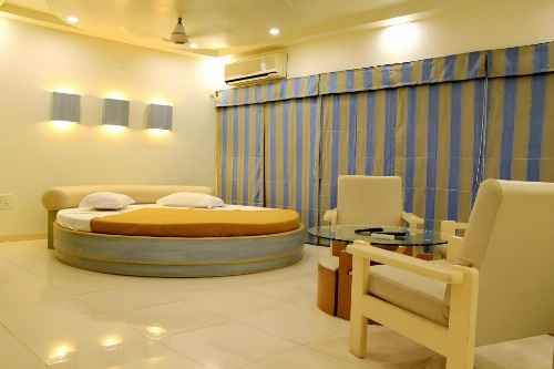 Hotel Kuber Porbandar image 11