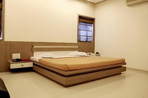 Hotel Kuber Porbandar image 18